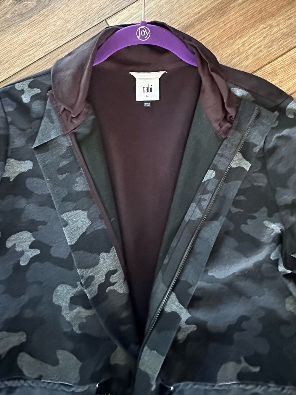 cabi Women’s Black Camouflage Zip Jacket